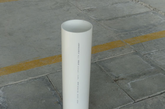 UV-beständiges PVC-Wasserrohr mit Gewindeverbindung