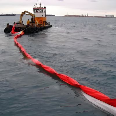 Schutz der Wasserstraßen mit einem schwimmenden Schlammvorhang während der Bewirtschaftung von Teichen/Seen und der Notfallbewältigung bei Verschüttungen